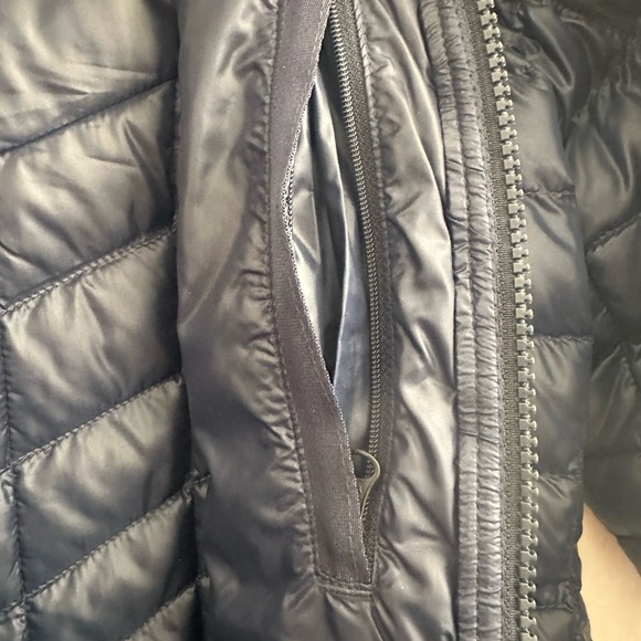 North Face Thermoball Women's Hooded Parka Navy Puffer Jacket - Picture 8 of 8